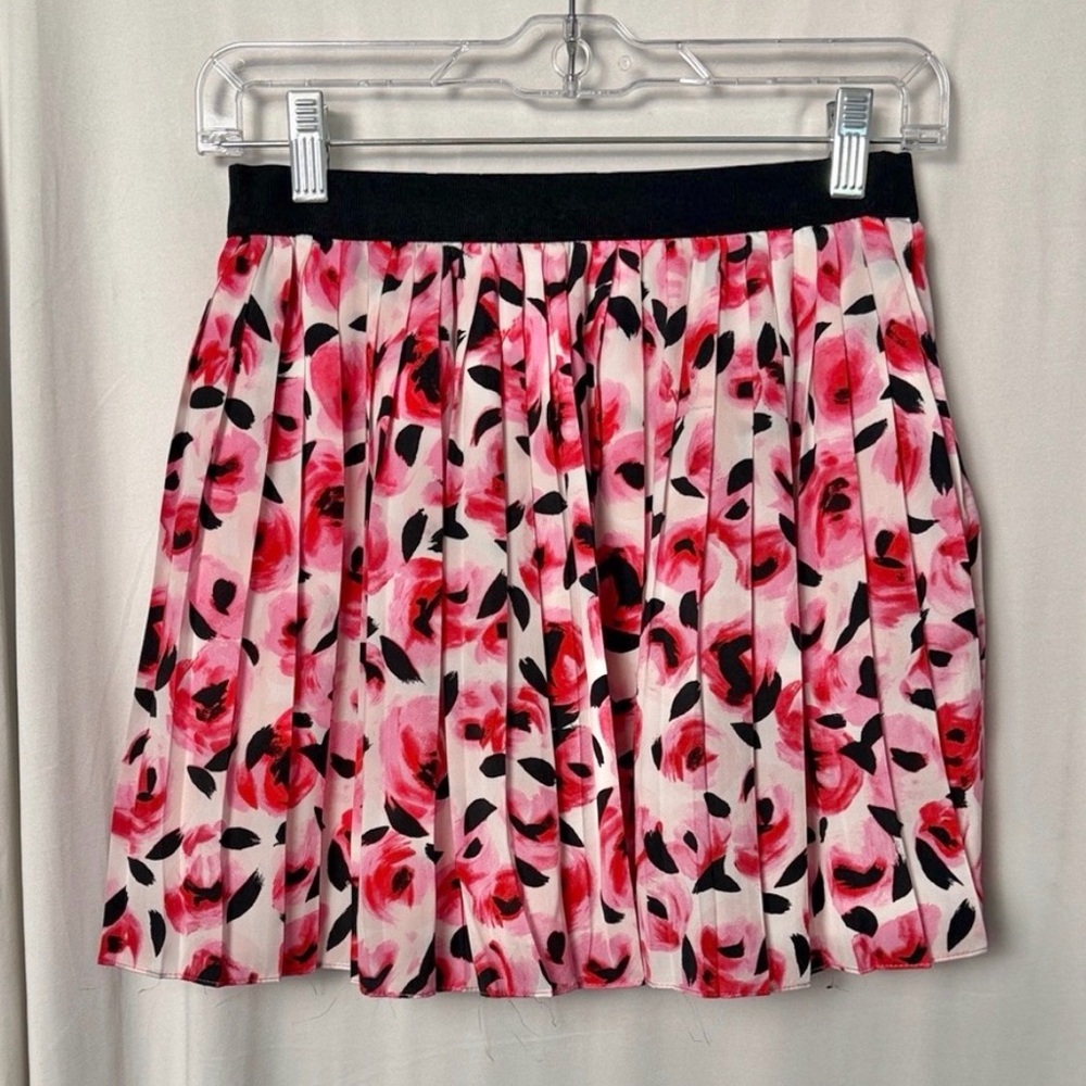 Kate Spade Girls Floral Pink and Black Rose Pleated Skirt Size 10